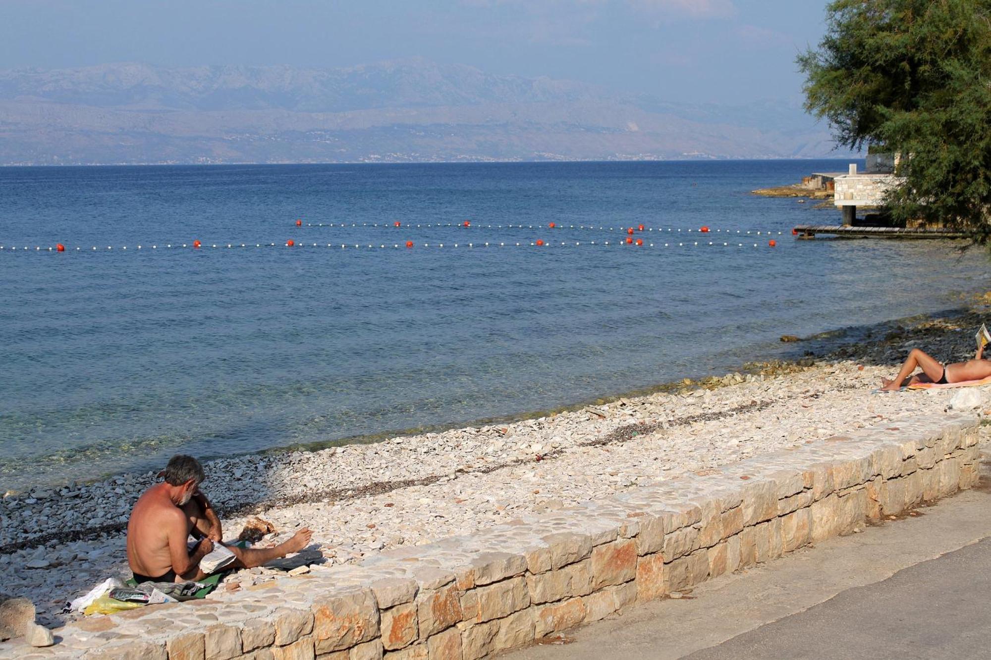 Apartments And Rooms By The Sea Sutivan, Brac - 2943 Eksteriør billede